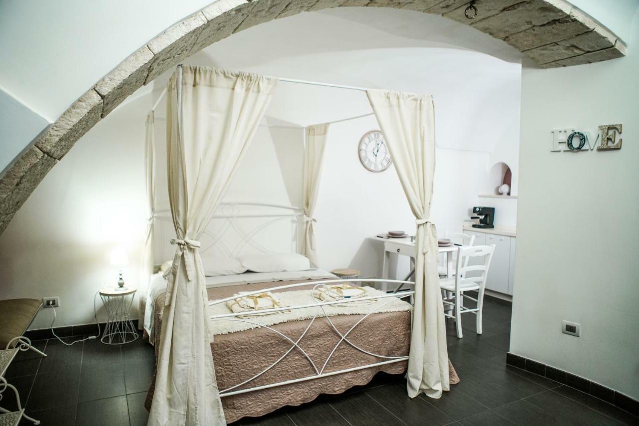 Home 5 - Arco Antico Путиняно Екстериор снимка