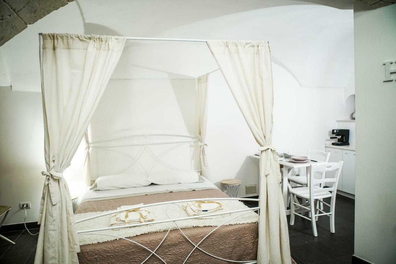Home 5 - Arco Antico Путиняно Екстериор снимка